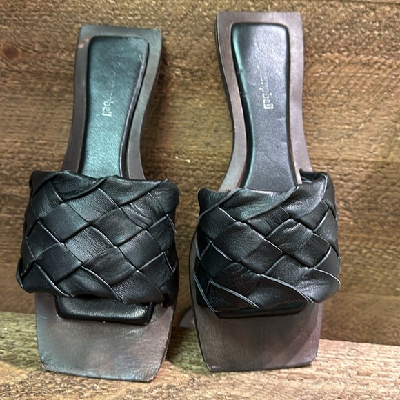 JEFFREY CAMPBELL Costello BLACK LEATHER SLIDES SIZE 8/39 - Picture 4 of 9